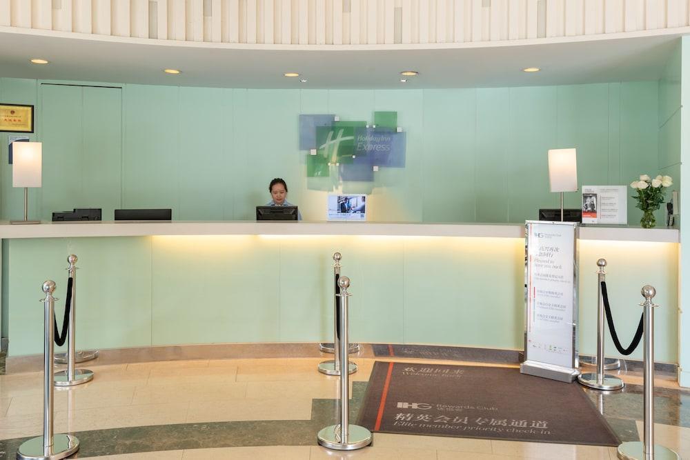 Holiday Inn Express Shanghai Jinqiao Central By Ihg Zewnętrze zdjęcie