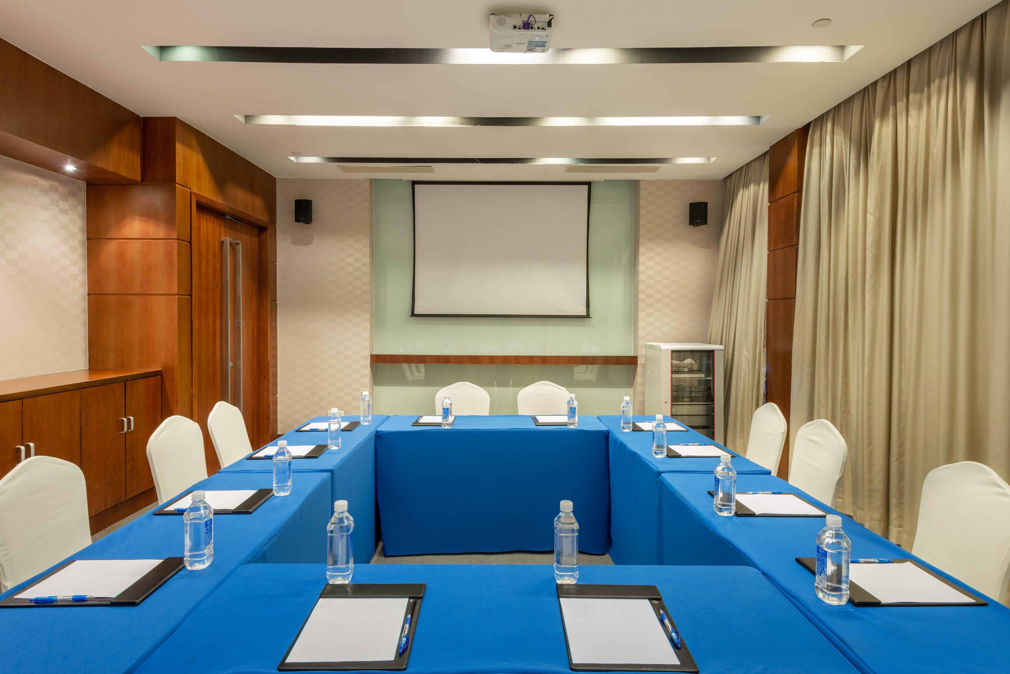 Holiday Inn Express Shanghai Jinqiao Central By Ihg Zewnętrze zdjęcie